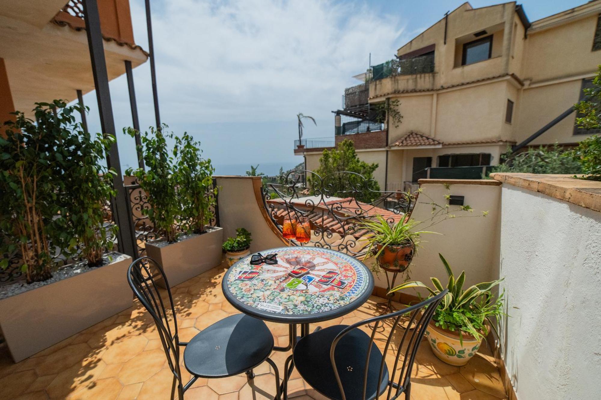Casa Pertosa Acomodação com café da manhã Taormina Quarto foto