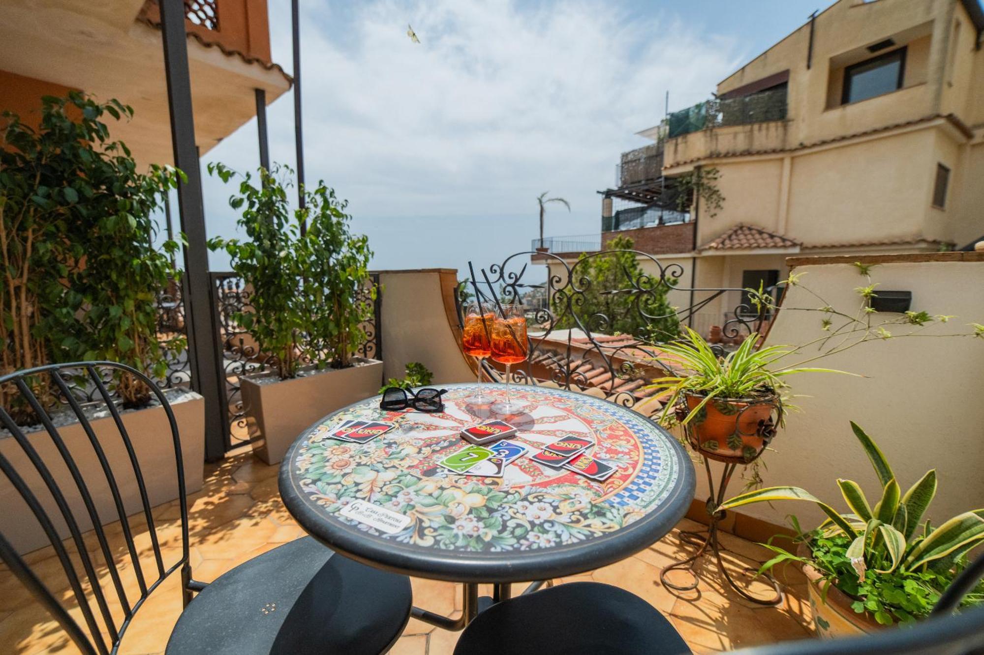 Casa Pertosa Acomodação com café da manhã Taormina Exterior foto